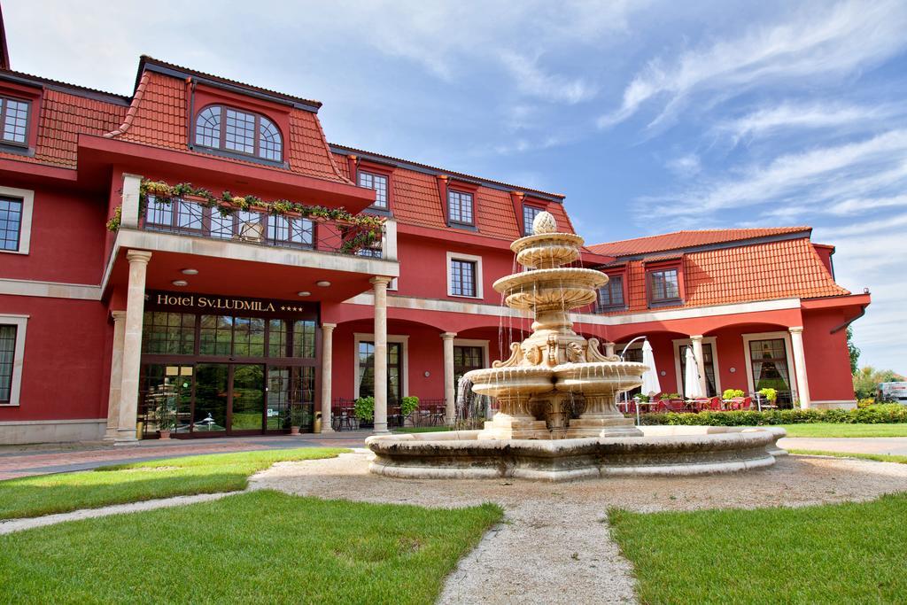 Hotel Sv. Ludmila Skalica Exterior photo